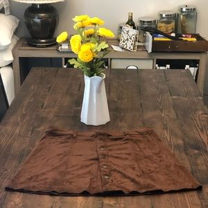 Brown velvet high waisted skirt with buttons